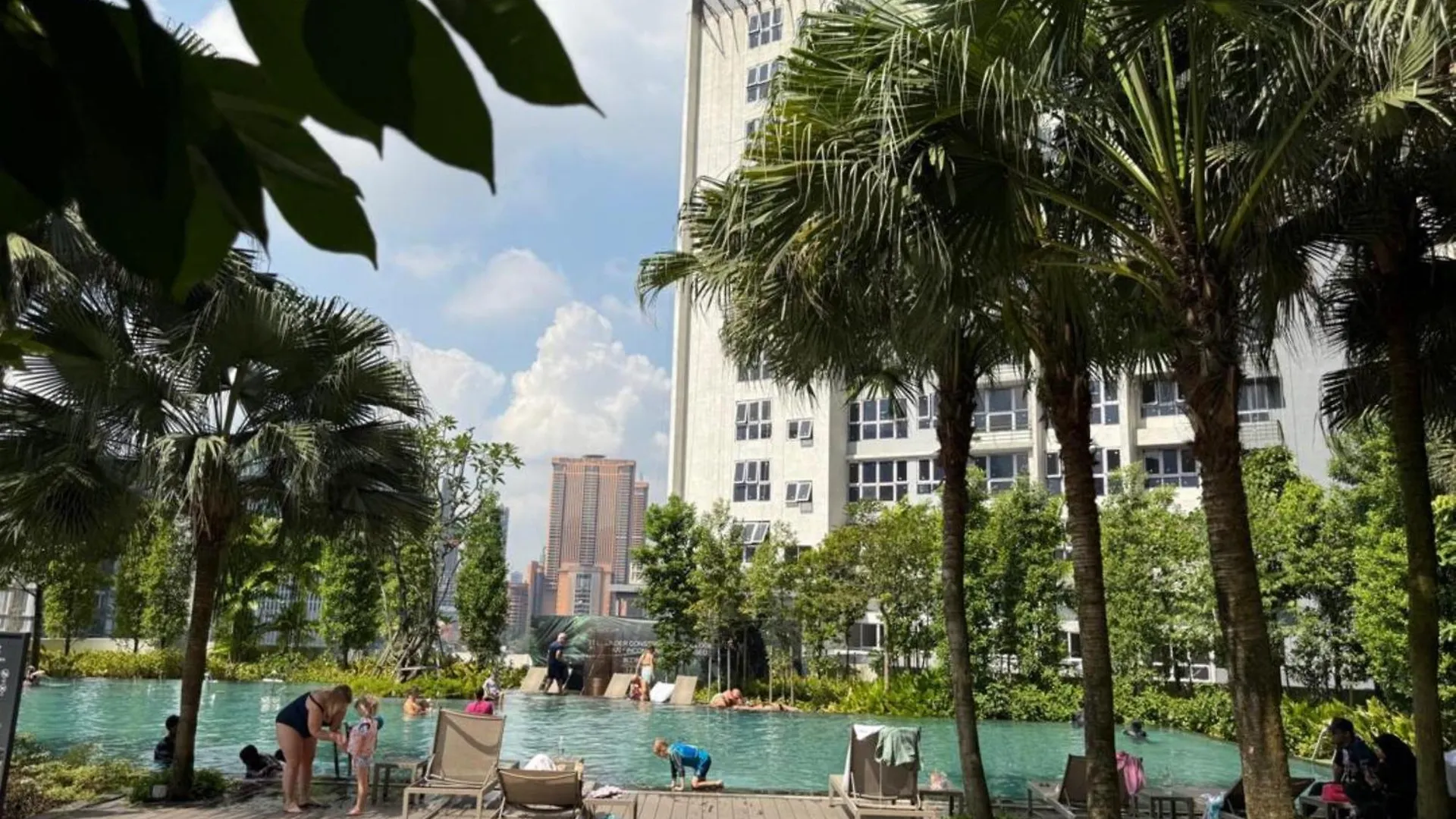 Sky Garden Luxy Suites At Agile Bukit Bintang Kuala Lumpur 0*,