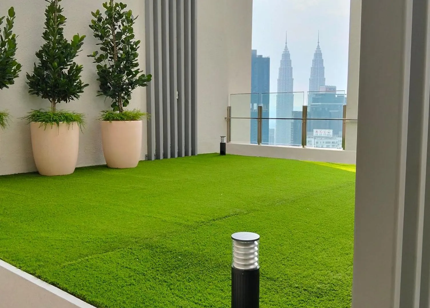 Sky Garden Luxy Suites At Agile Bukit Bintang Kuala Lumpur Appartement